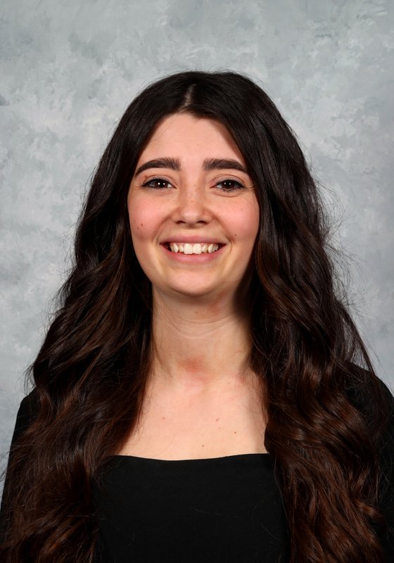 Headshot of Madalynn Early